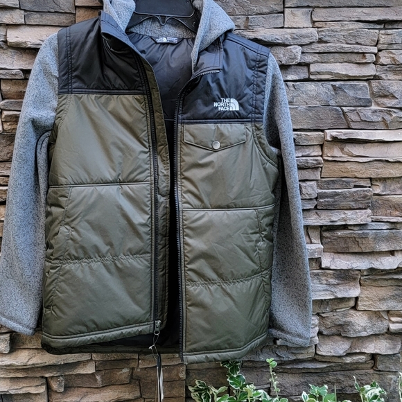 The Northface jacket - Picture 4 of 7